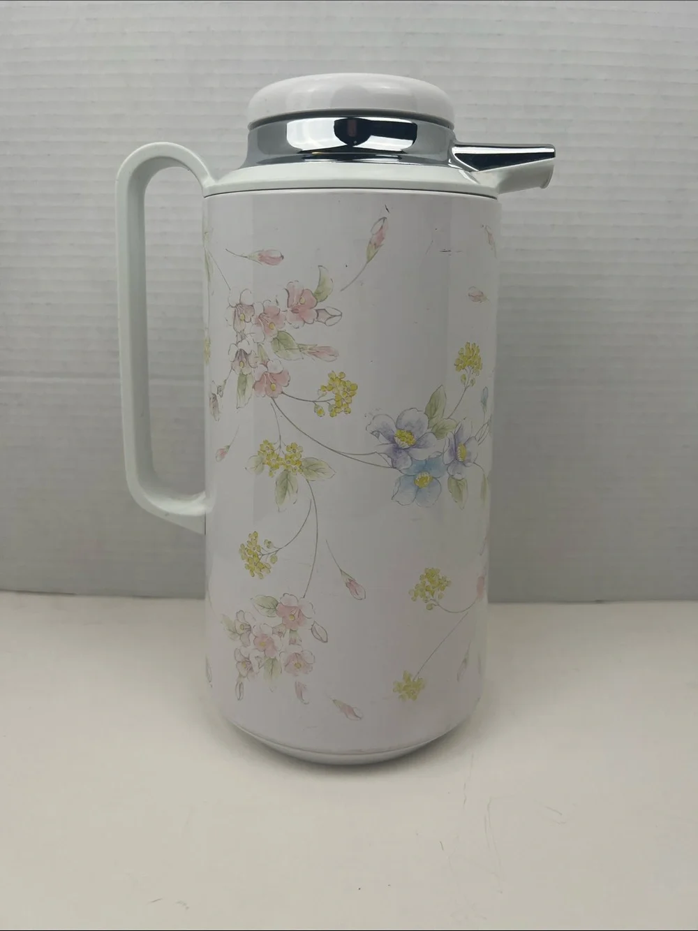 Vintage Crown Corning Thermique Coffee Carafe White 1 Qt Thermos Made in Japan